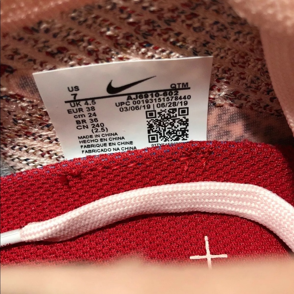 Nike Women's Air Vapormax Flyknit 3 Sunset Tint - Picture 5 of 8